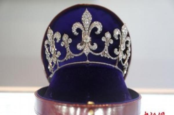 隐世200年 法波旁·帕尔玛家族皇室珠宝将拍卖