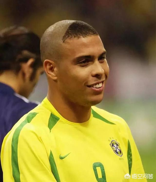 盘点:足球场上引领"时尚"发型的球星,"外星人"竟上榜!