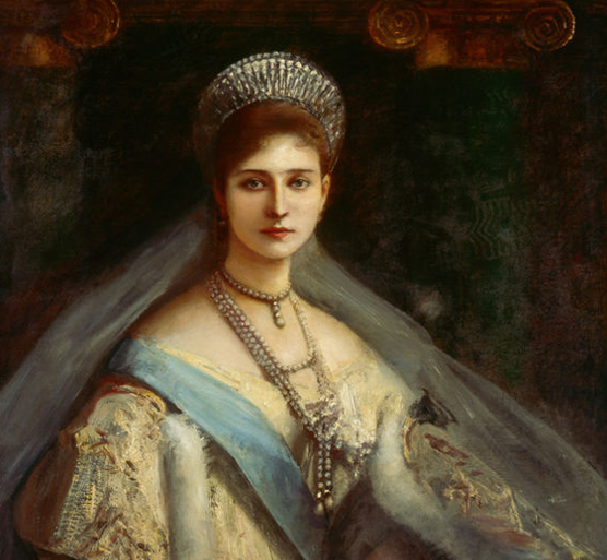 她是维多利亚女王最宠爱的外孙女,也是俄罗斯帝国覆灭的源头