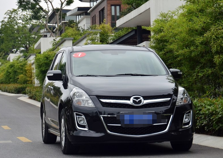 一汽马自达-马自达8,整体外观霸气,辨识度也很高,还有回头率