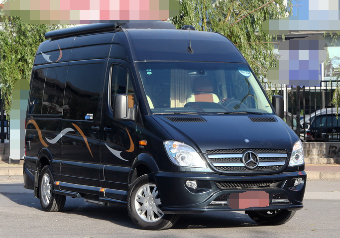 中欧奔驰房车,内饰虽然谈不上豪华,但是我觉得非常精致!