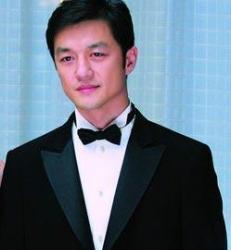 李亚鹏欠债4000万,已被列为被执行人,经纪人:子虚乌有,不属实