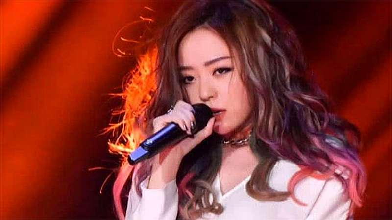 张靓颖惊艳献唱《饿狼传说》，高潮部分一开口全场沸腾！1.8万次播放01:13