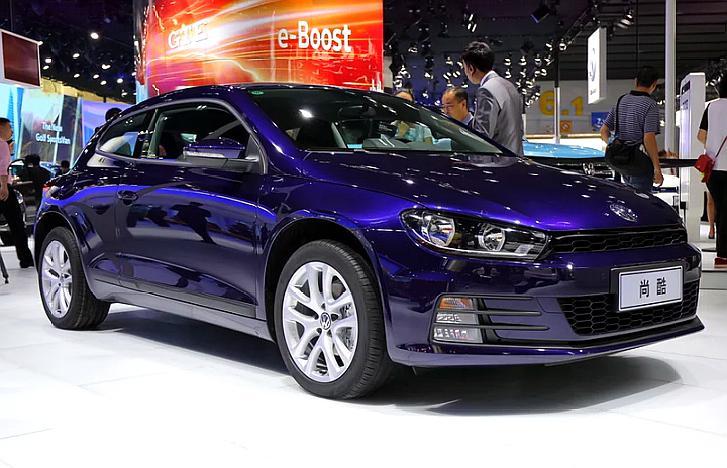 号称"最美大众"!无框车门 蓝色指针,5.8秒破百,25万却已停产