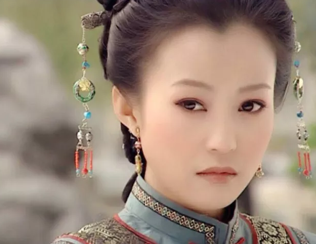 原来《烟花三月》里的郝蕾这么美,真是低调又有实力的美人