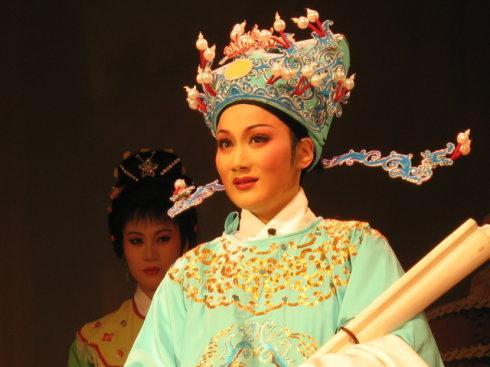 《再生缘》:从小说立意与人物形象,看女词人陈端生的女性意识