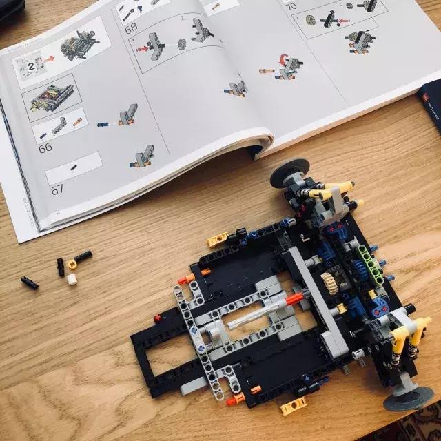 乐拼与乐高有什么区别?350元拥有布加迪凯龙