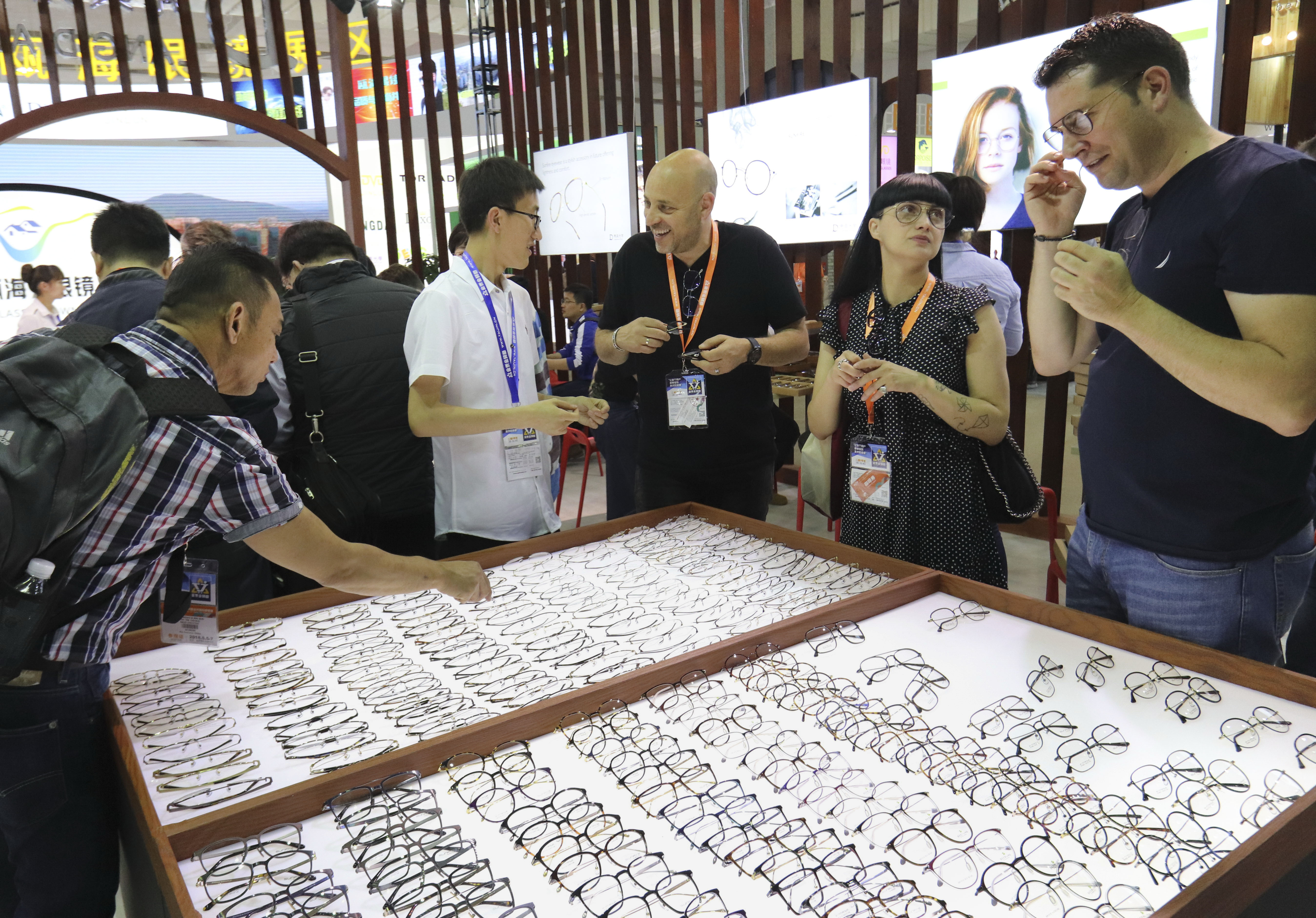 温州国际眼镜业展览会开幕(1)