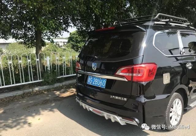 "国产mpv"宝骏730改装大包围鉴赏