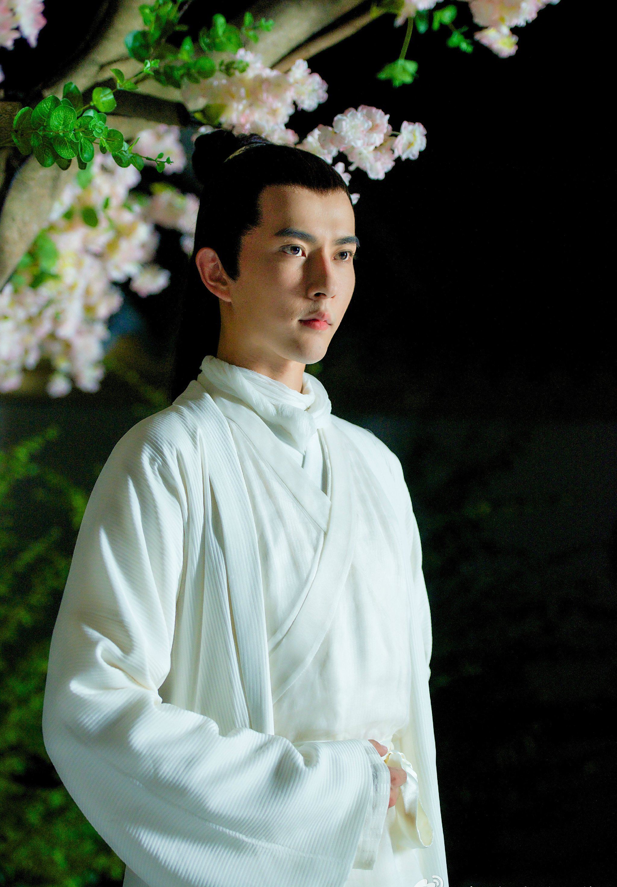 于朦胧真的很适合拍古装剧,看这些剧照就知道了