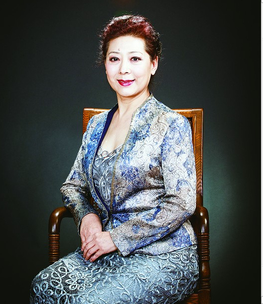 从艺47年,是一位真正的歌手,多次拒绝美国绿卡你知道她是谁吗?