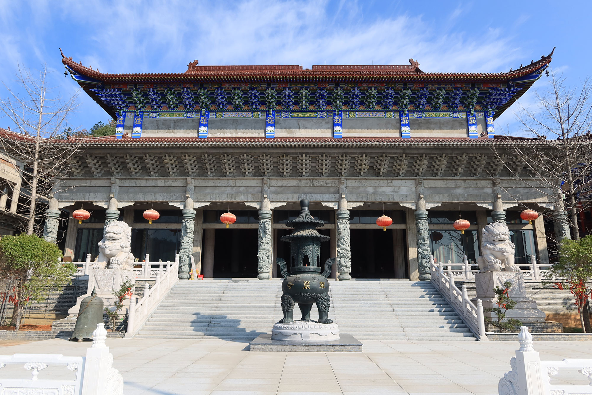 南昌国模最大的佛寺:翠岩禅寺,梅岭脚下的千年古寺