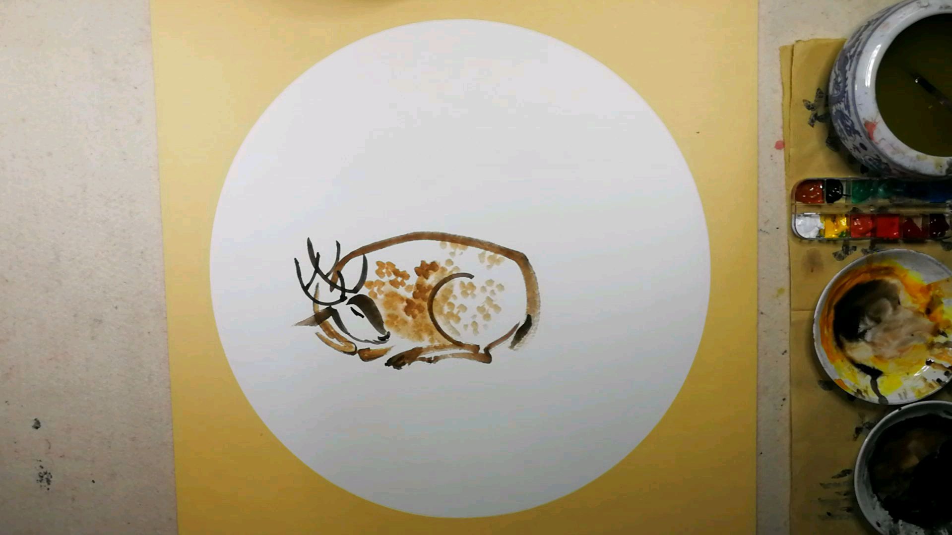 中国画入门教程,动物篇。5梅花鹿。5个步骤画出梅花鹿