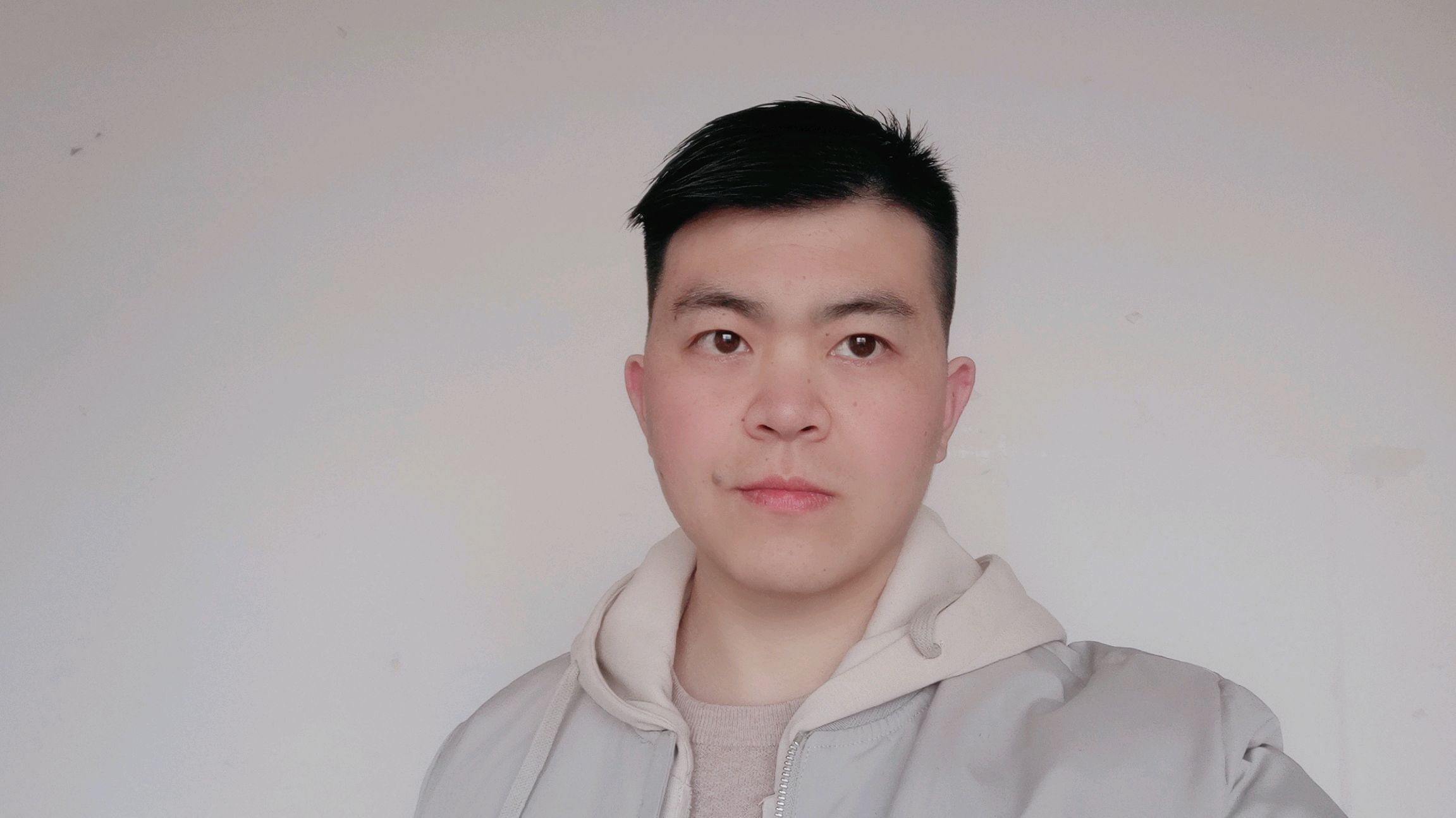 小范8种食材花1个小时,熬出全家都爱喝的八宝粥,营养又健康