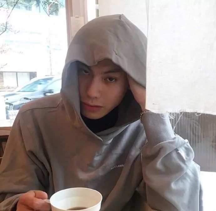 头像|"都是逃不过世俗的普通人.