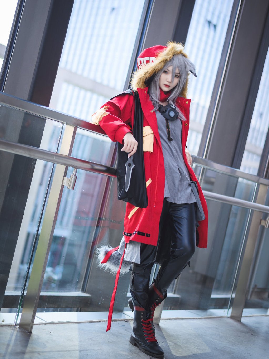 明日方舟红cos:这个戴着小红帽的快速复活特种干员,你喜欢吗?