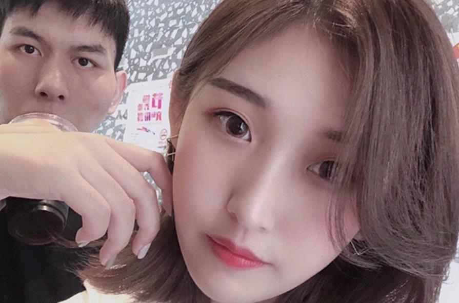 中国铁牛张鸿林,宁可打野球也不进cba,年薪超百万女友貌美如花