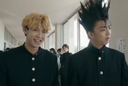 好久没看热血高校类的喜剧影视剧了,最近的一部《我是大哥大》简直能"