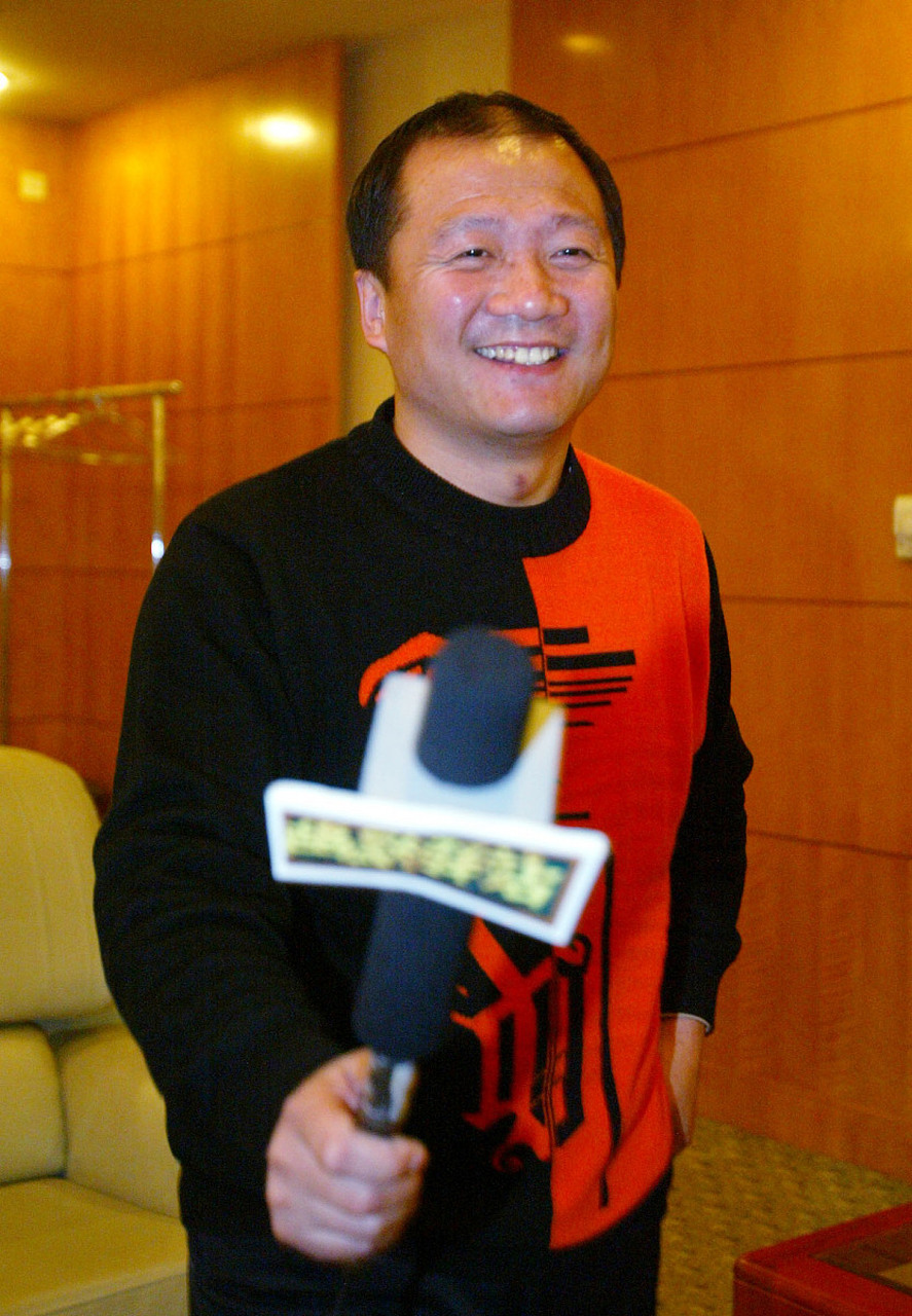"谢广坤"扮演者唐鉴军翻车了!