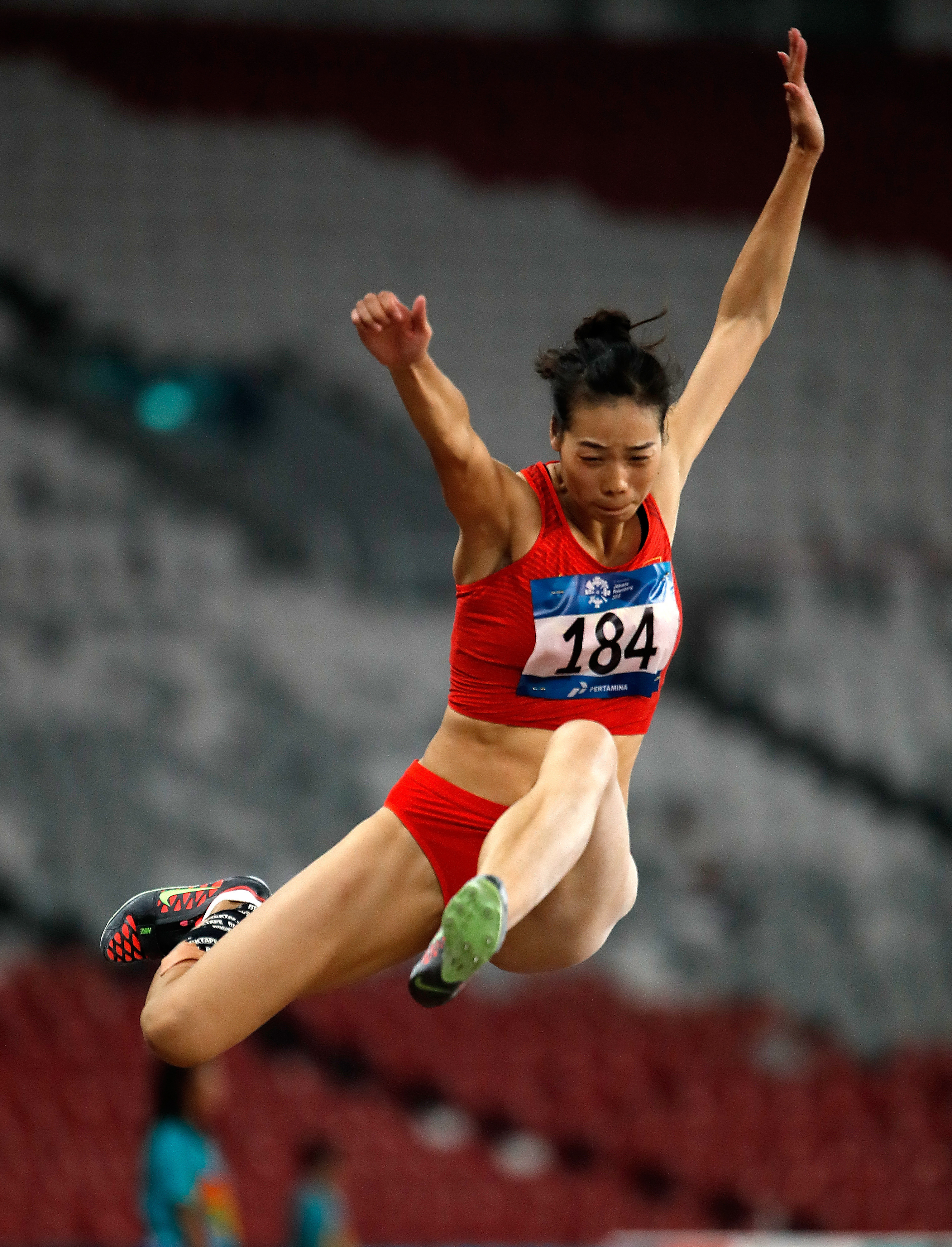 田径——女子跳远决赛赛况(1)