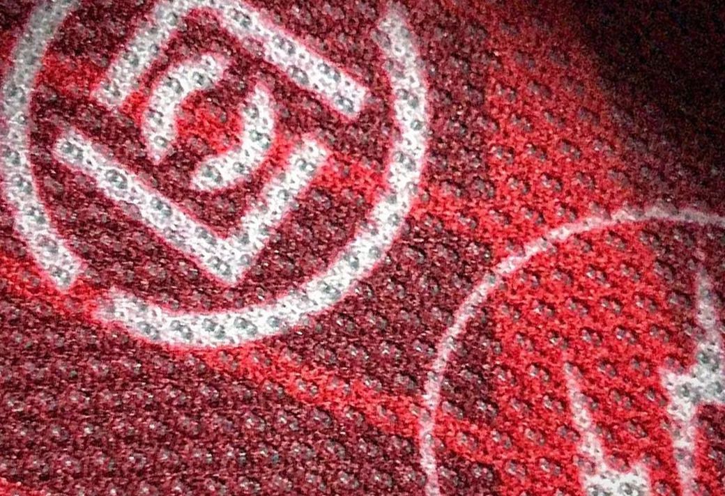 真的有 clot x 闪电 x nike 三方联名?新图来了!