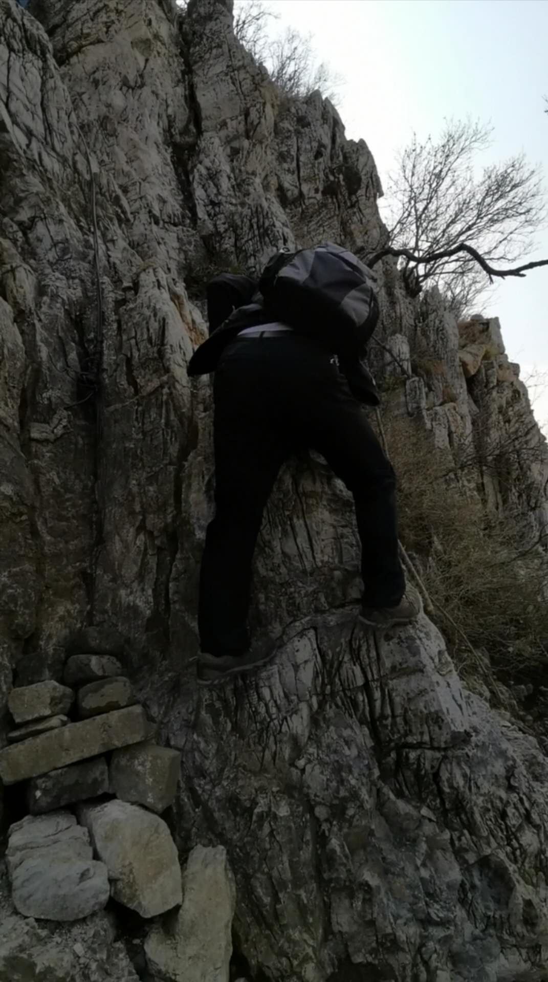 箭扣长城东段修缮开工,官方:不修成开放景点,保留原状