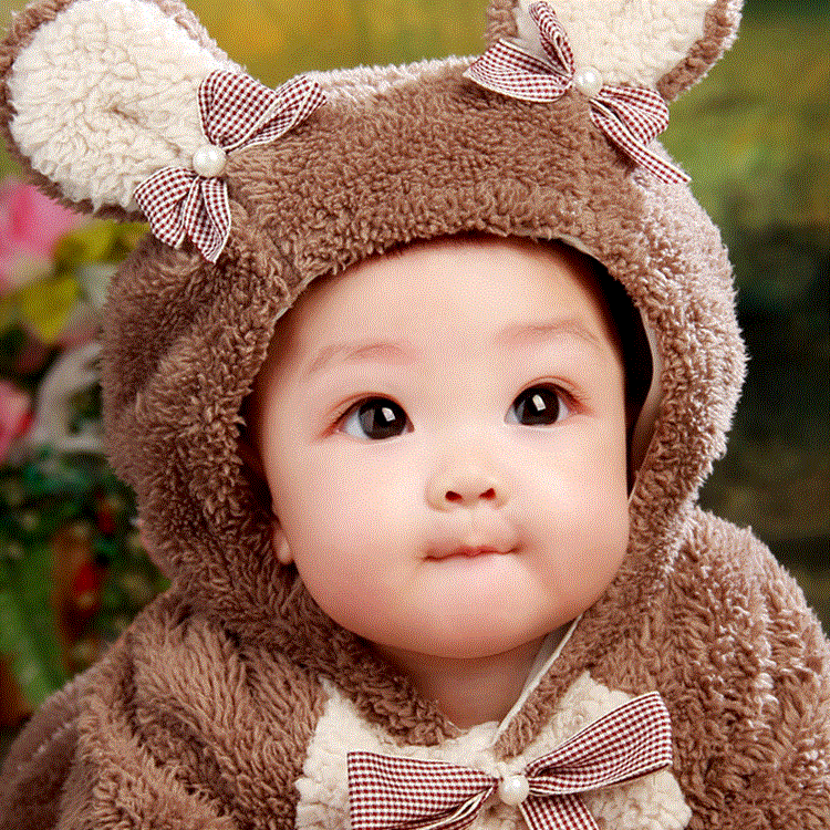 父母相貌平平,生的宝宝却很漂亮,或许跟孕妈妈的一种行为有关!