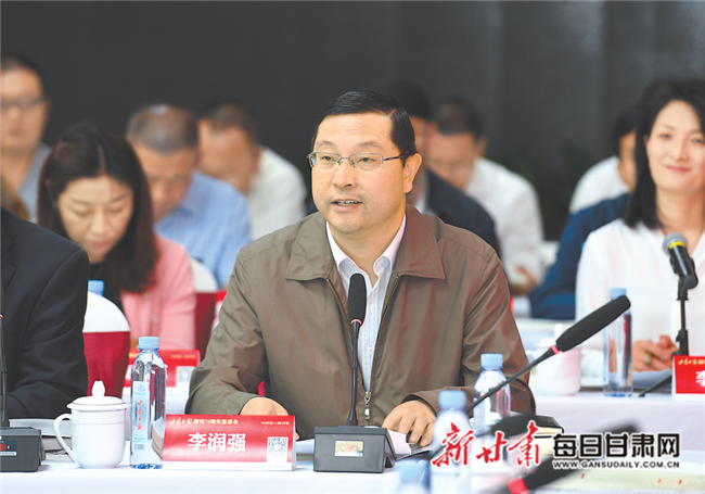 「甘肃日报创刊70周年 特刊」李润强:报地合作 共同发展