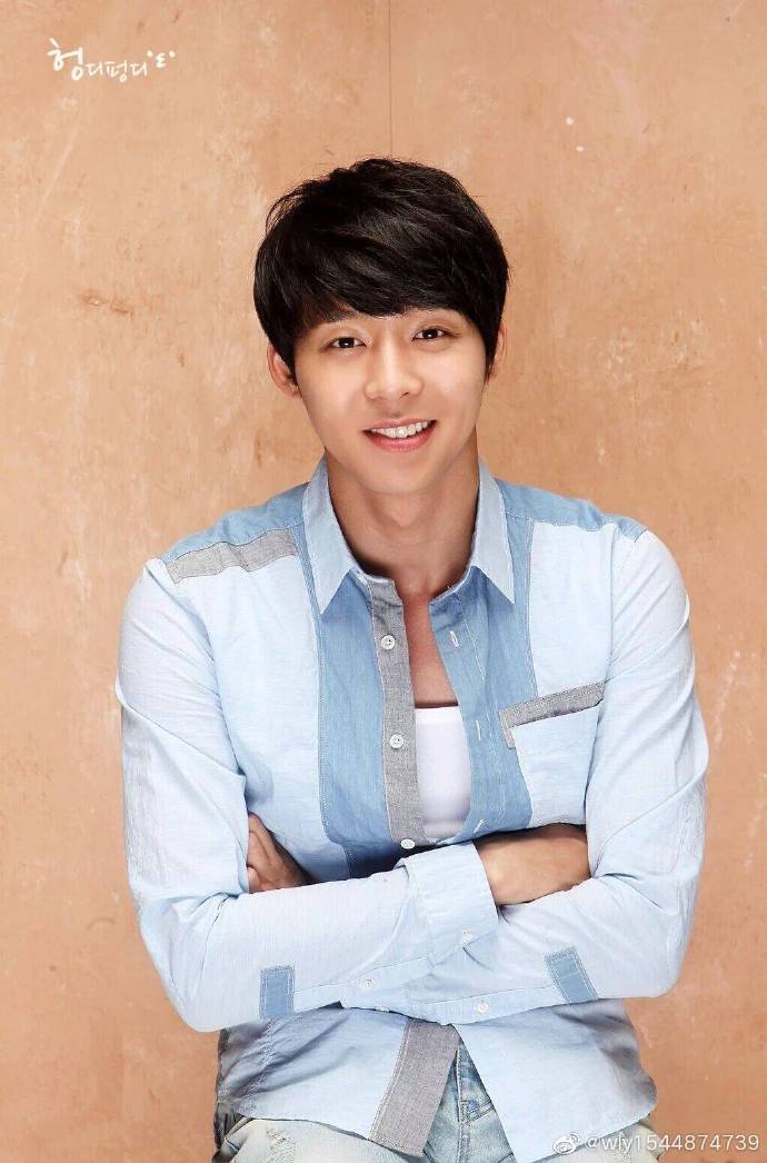 今天这只软乎乎的白团子,真想好好揉一揉捏一捏