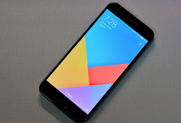 小米5c手机,整体屏幕和相机表现好