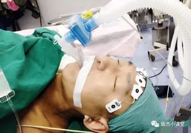 陈羽凡犯毒瘾险自杀?病床上全身插满管子,经纪人1张图回应真相