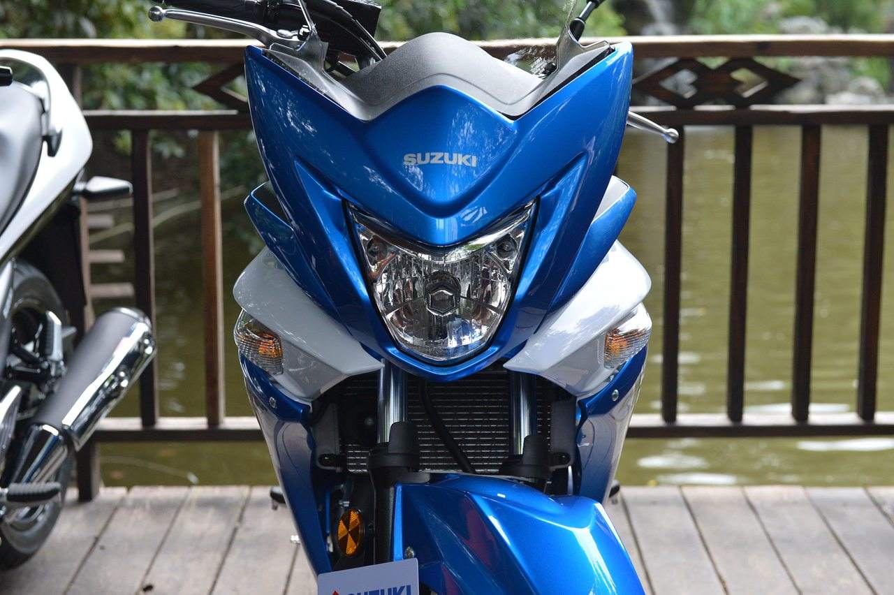 豪爵铃木dl250作为一款adv型摩托车,它是否合格呢?