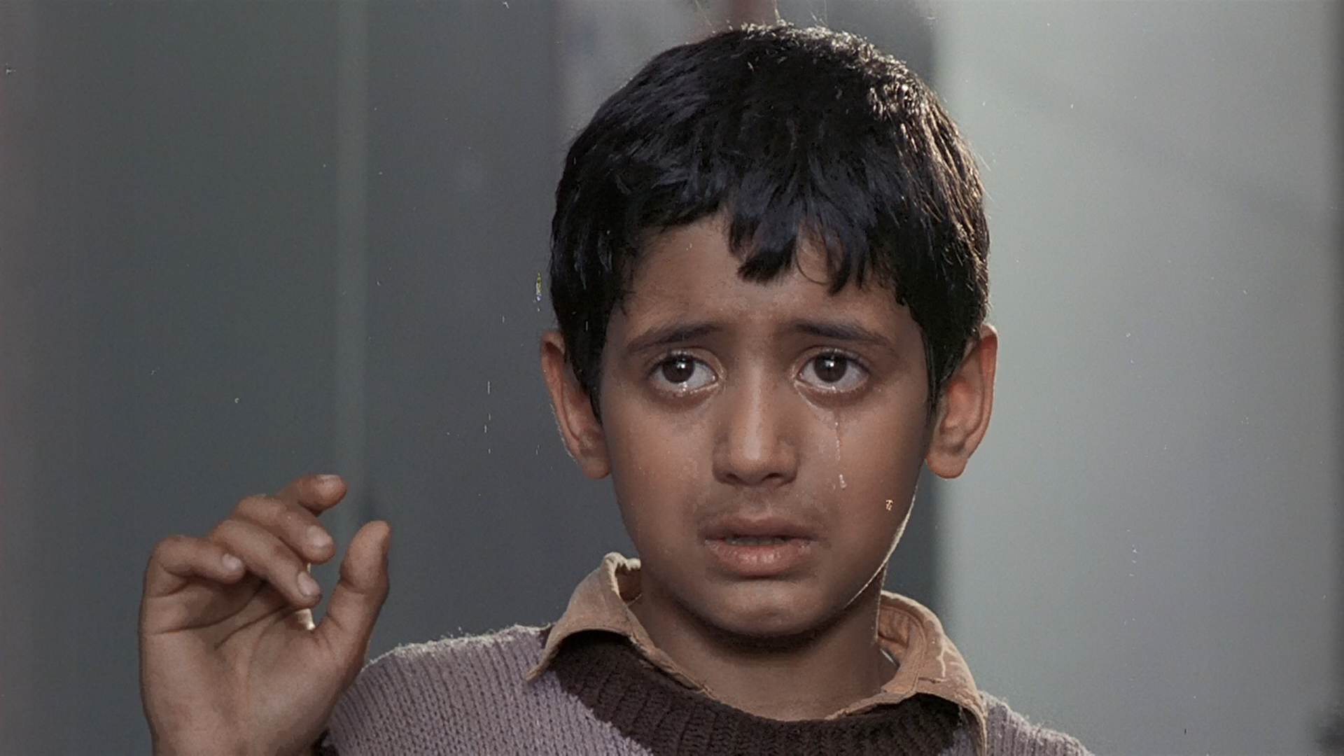 《小鞋子》:苦难让我们懂得自我救赎