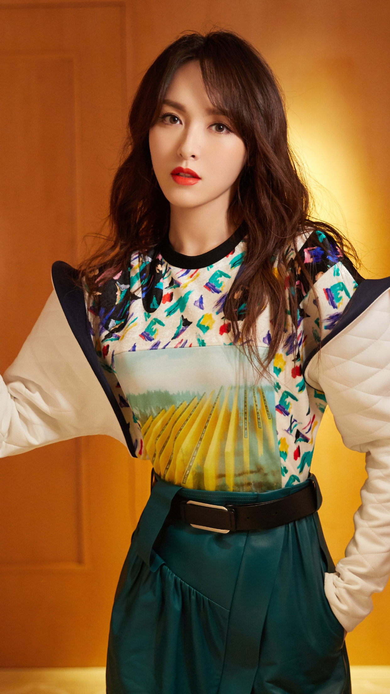 唐嫣精美壁纸:美貌惊艳,明艳动人!