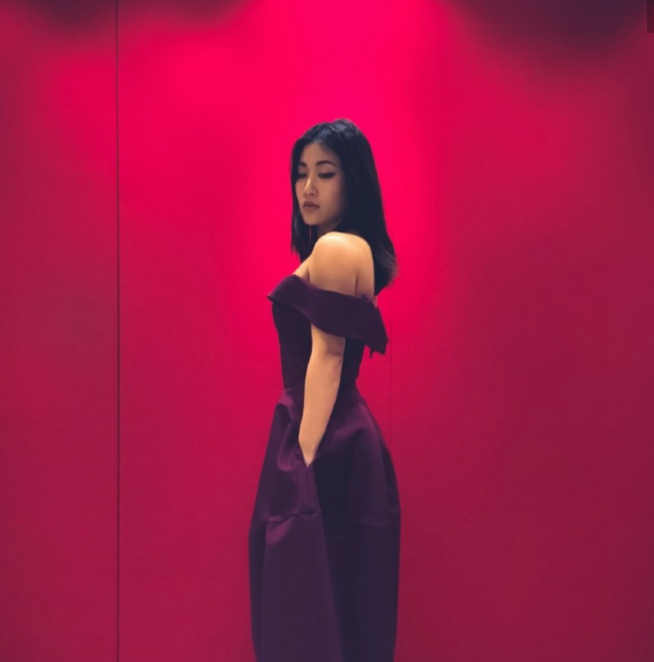 《好声音》学员刘明湘自称艺术家变骑马师,33岁女人活力十足