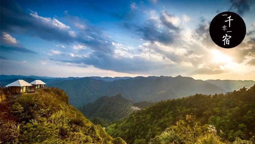 贵州这家1500米的悬崖酒店,云海山景,浩瀚星空