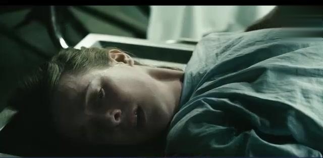 女孩意外去世,尸体被送太平间,太漂亮死了也被男人惦记