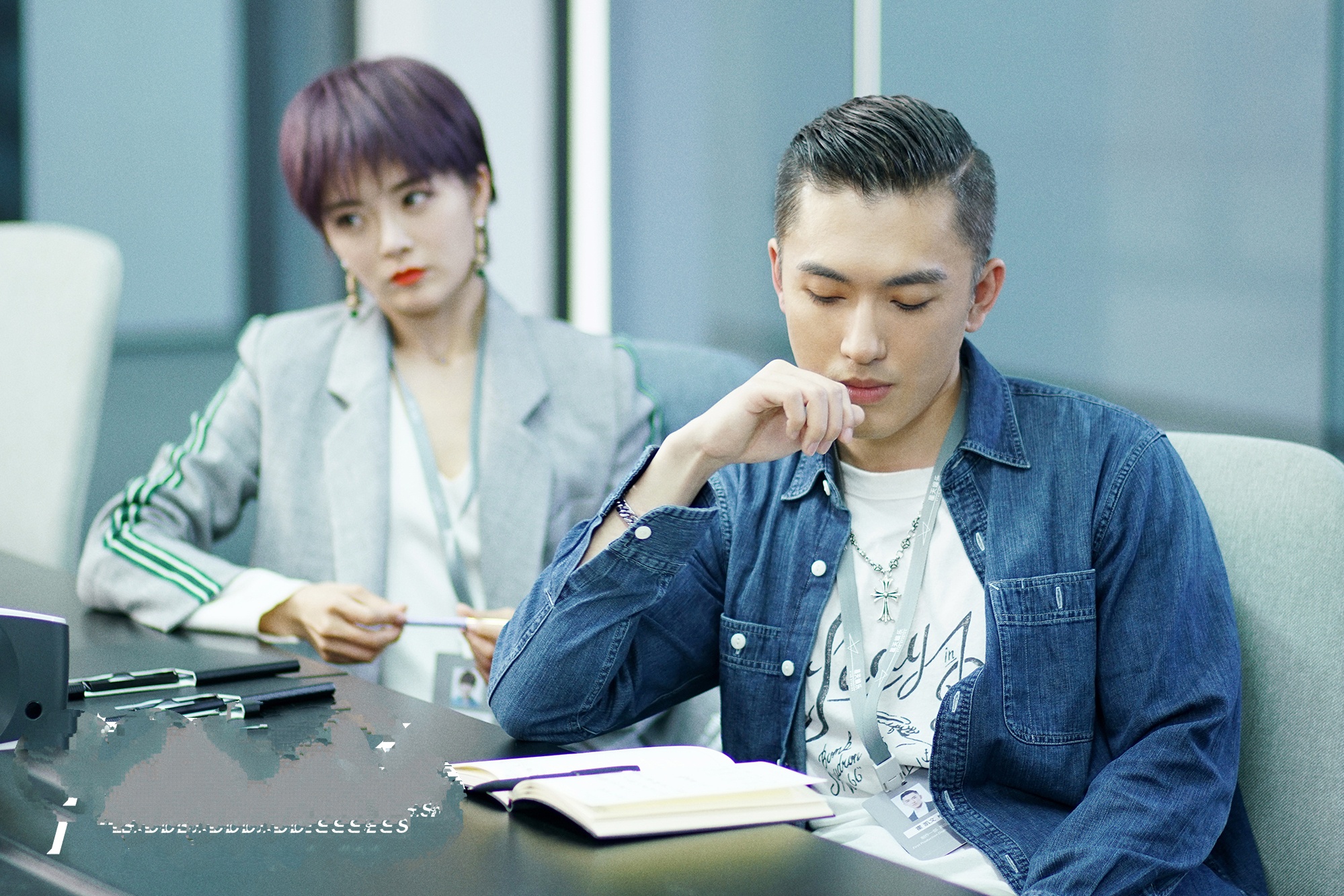 幕后之王:淳于乔向布小谷深情表白,二人甜蜜撒糖