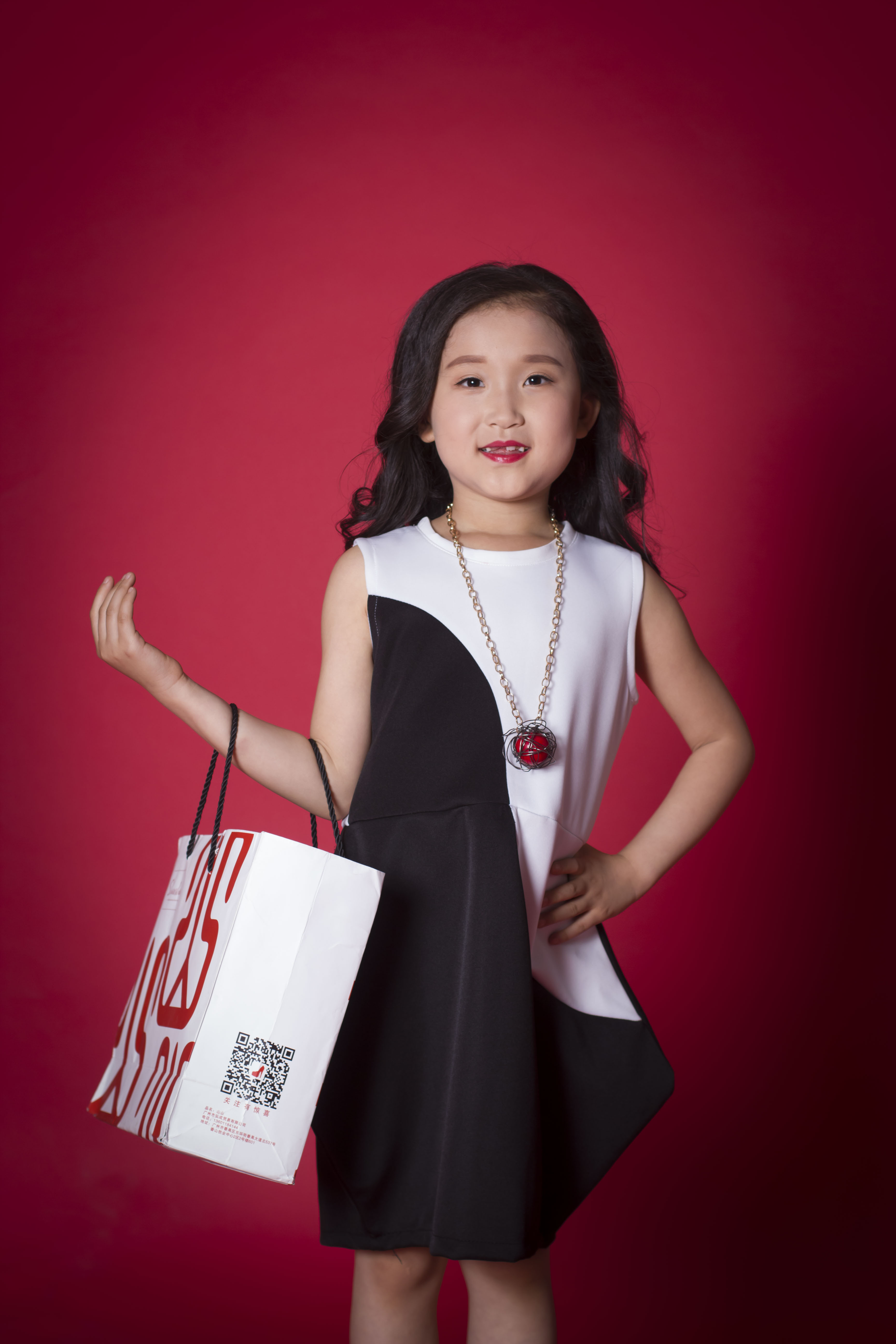 国内一线童星歌手任俞霏最温暖人心的《妈妈的时光》即将拍摄mv