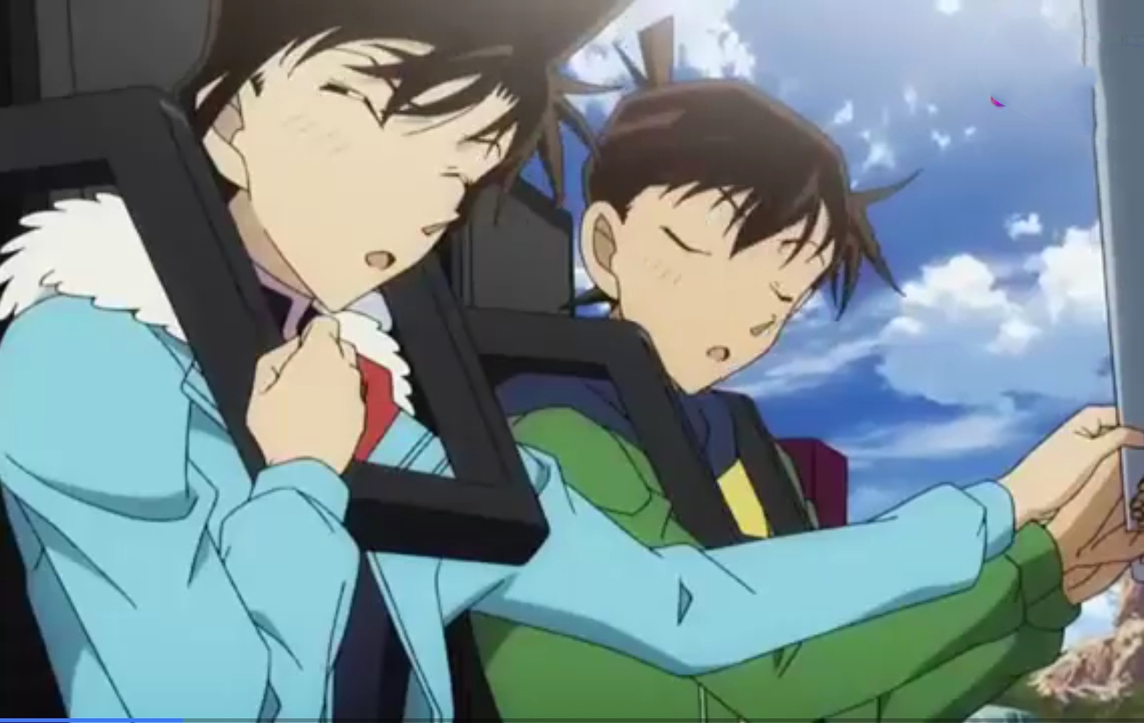 《变小的名侦探》:新兰颜值在线,琴酒坐过山车"淡定"发短信