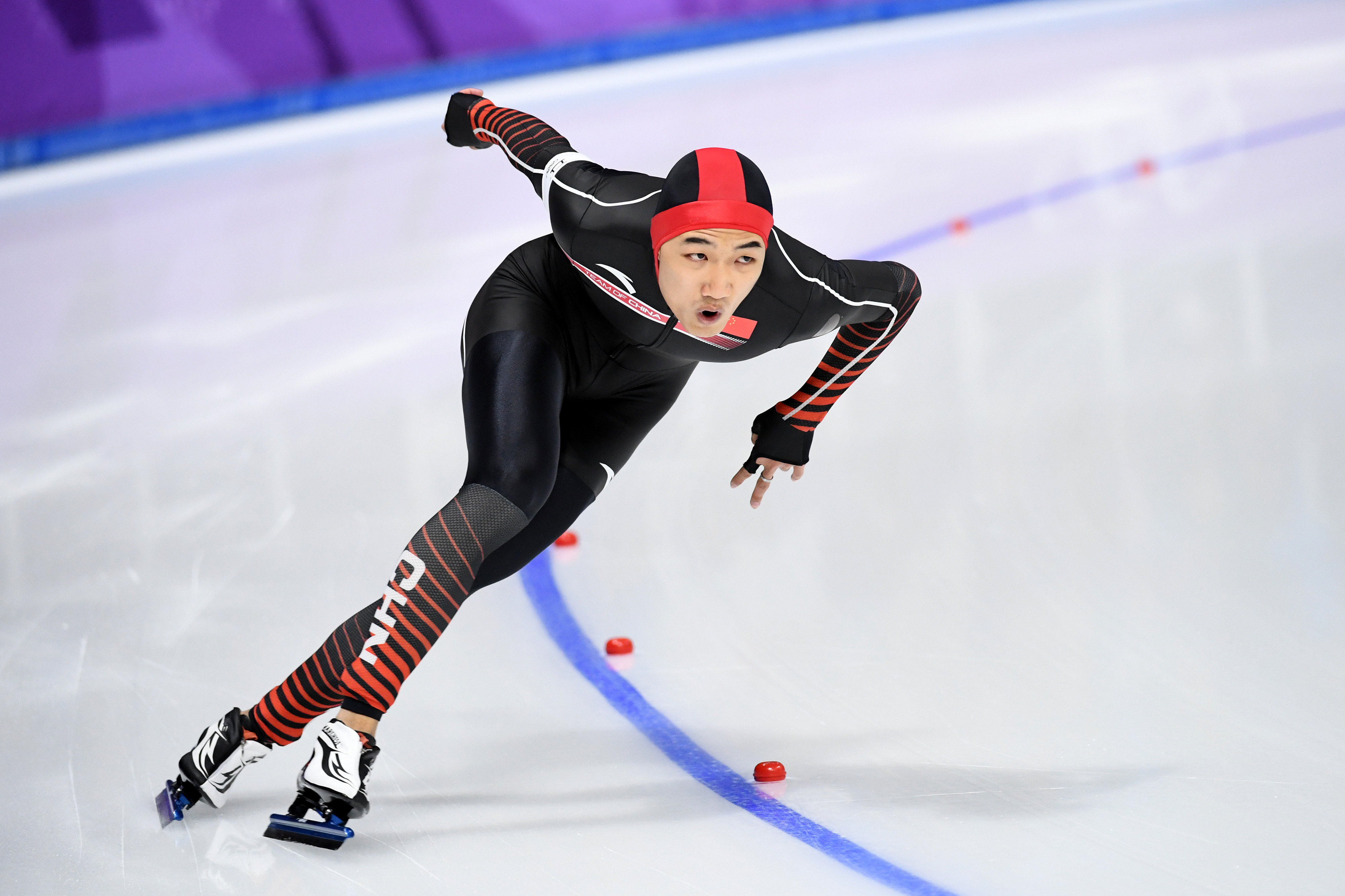 冬奥会速度滑冰500米图片