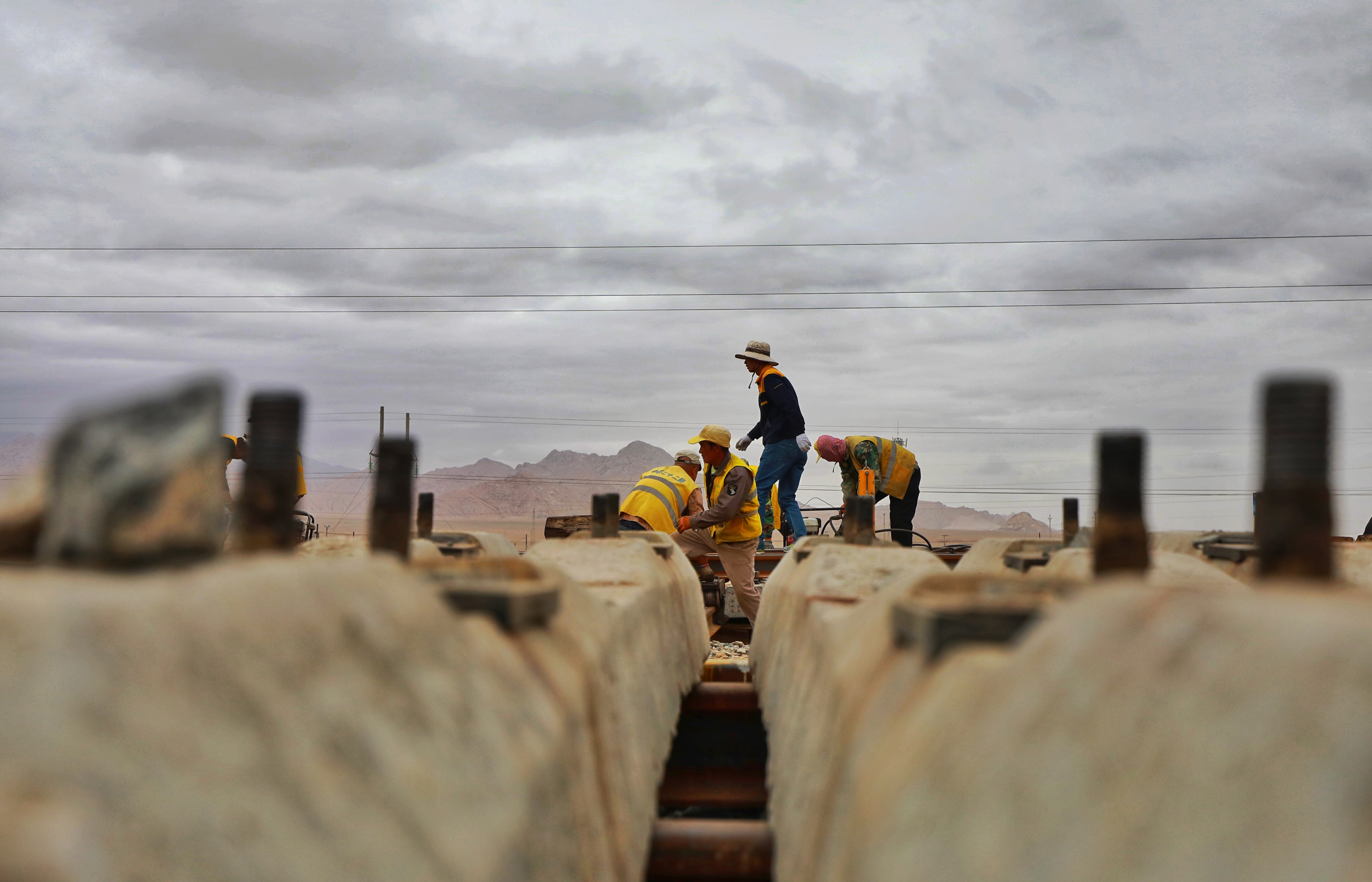 青藏铁路格拉段扩能改造主体工程顺利完工(3)