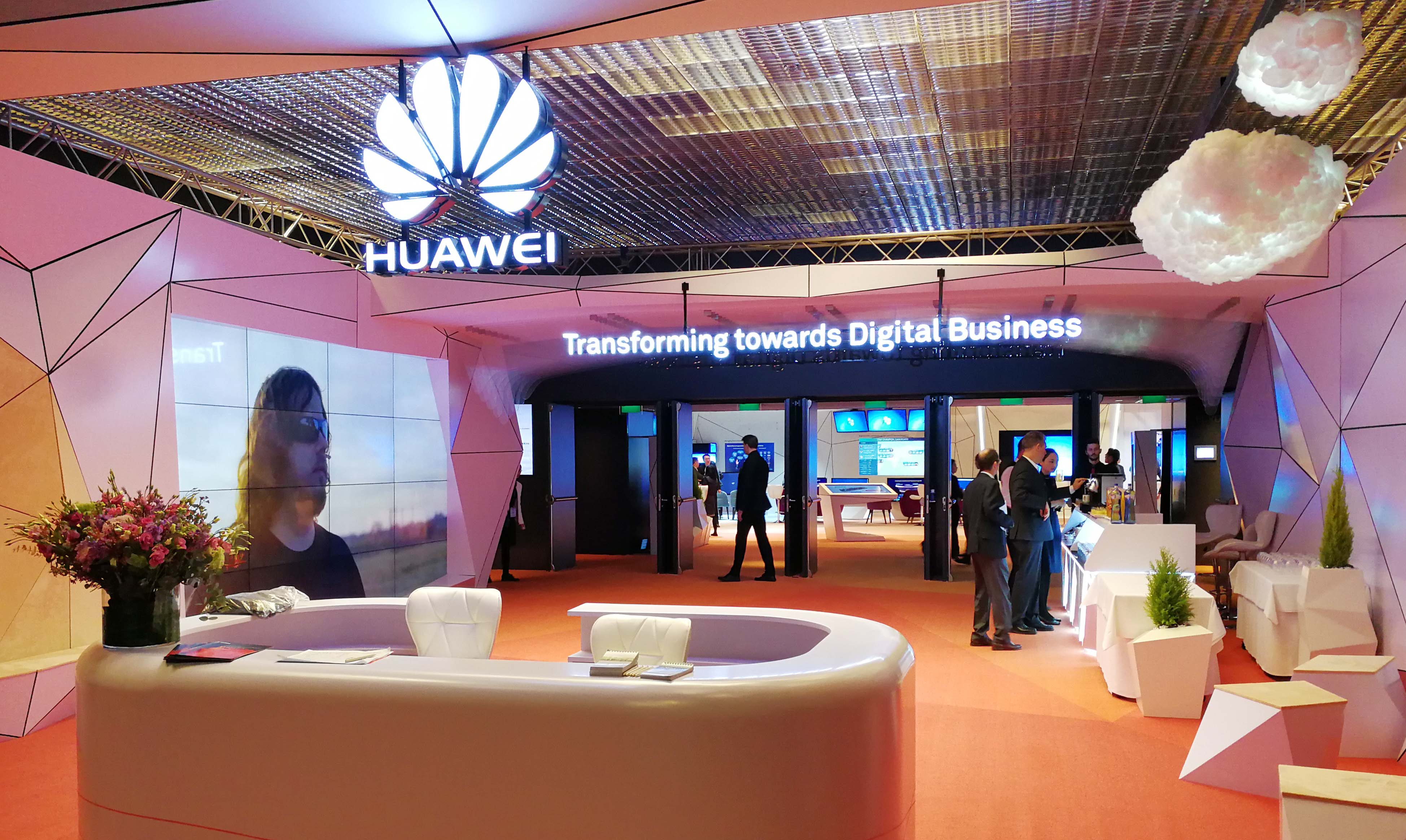 arm断供最新架构,华为奋起直追,自主研发达芬奇架构