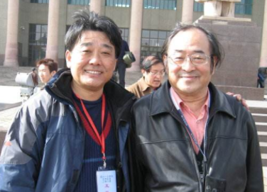 她被称为"最美警花",后嫁大23岁知名导演,丈夫去世5年仍单身
