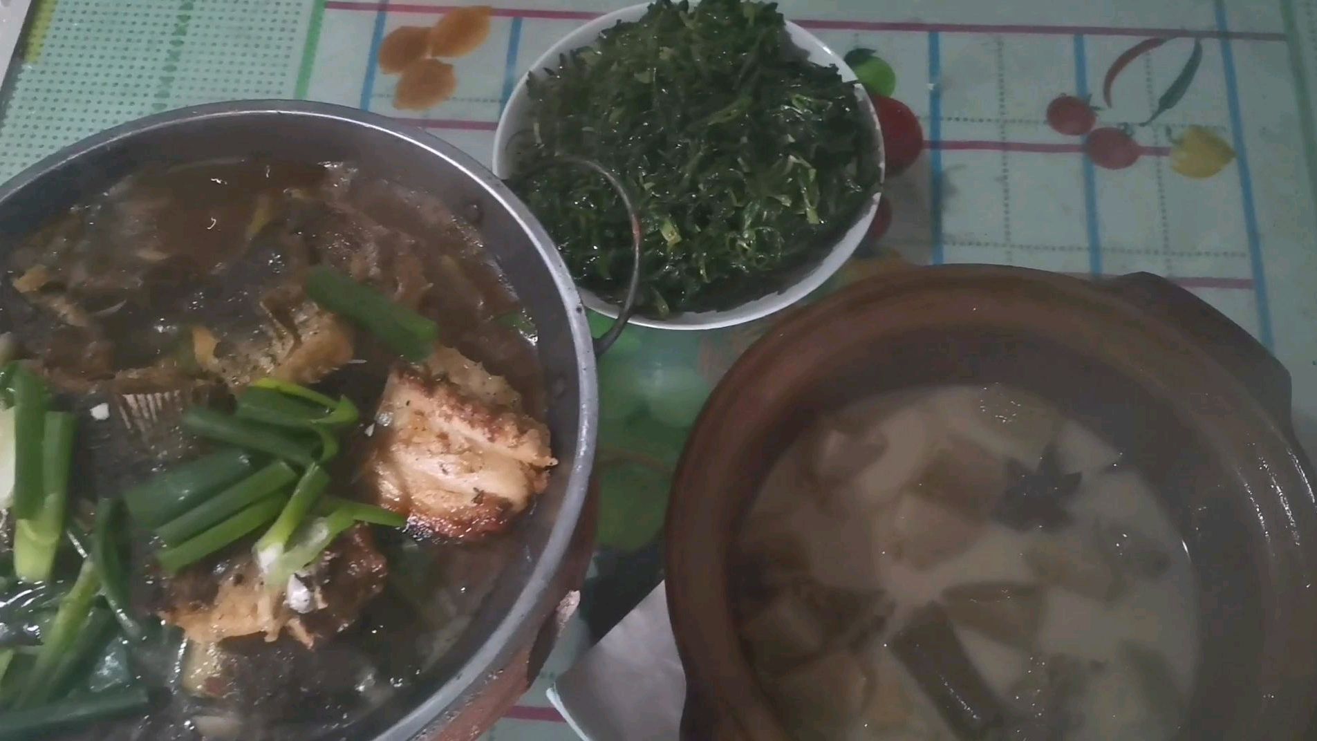 疫情出不去,丈母娘做野菜吃,问我好不好吃