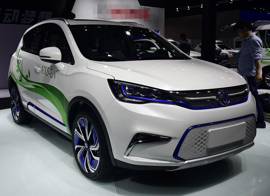 东风乘用车-东风风神ax5新能源,整体设计神秘,车型显得沉稳