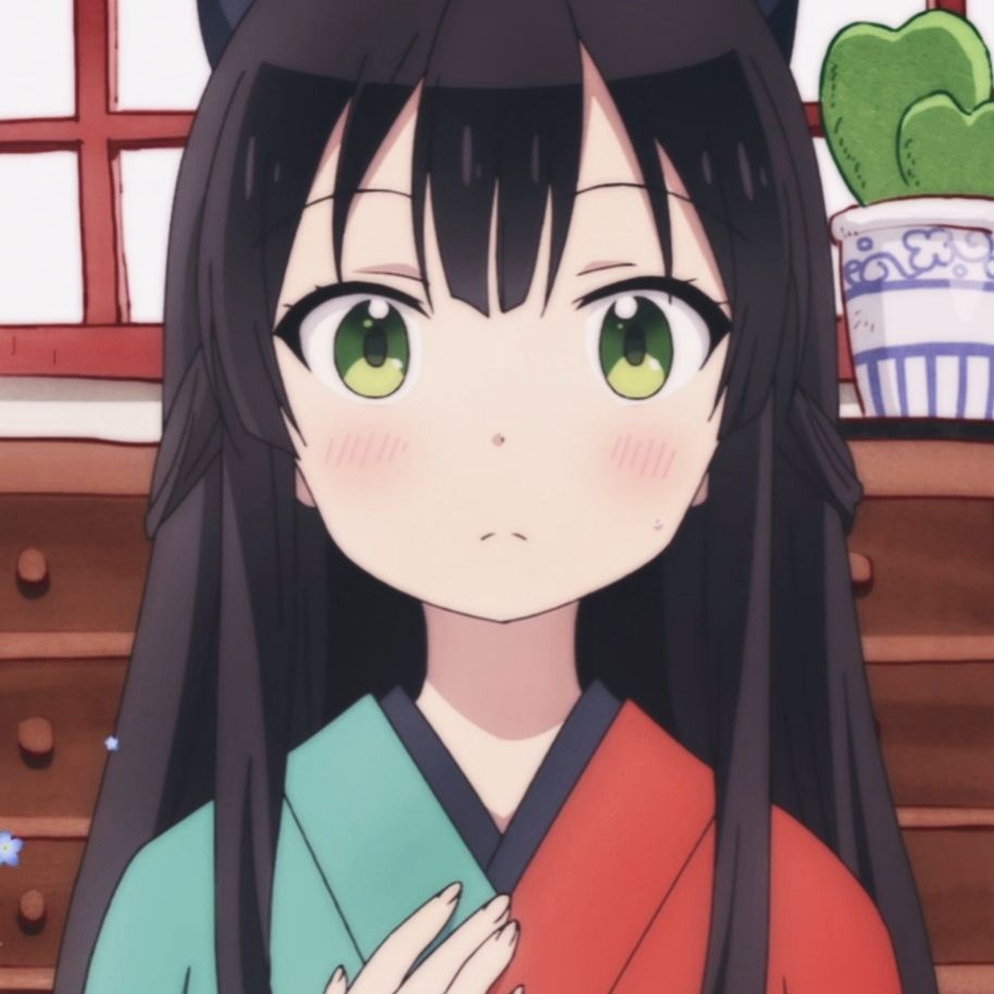 巽绀,因为脑袋上的蝴蝶结非常像耳朵,初次见面时被千矢比作小狐狸非常