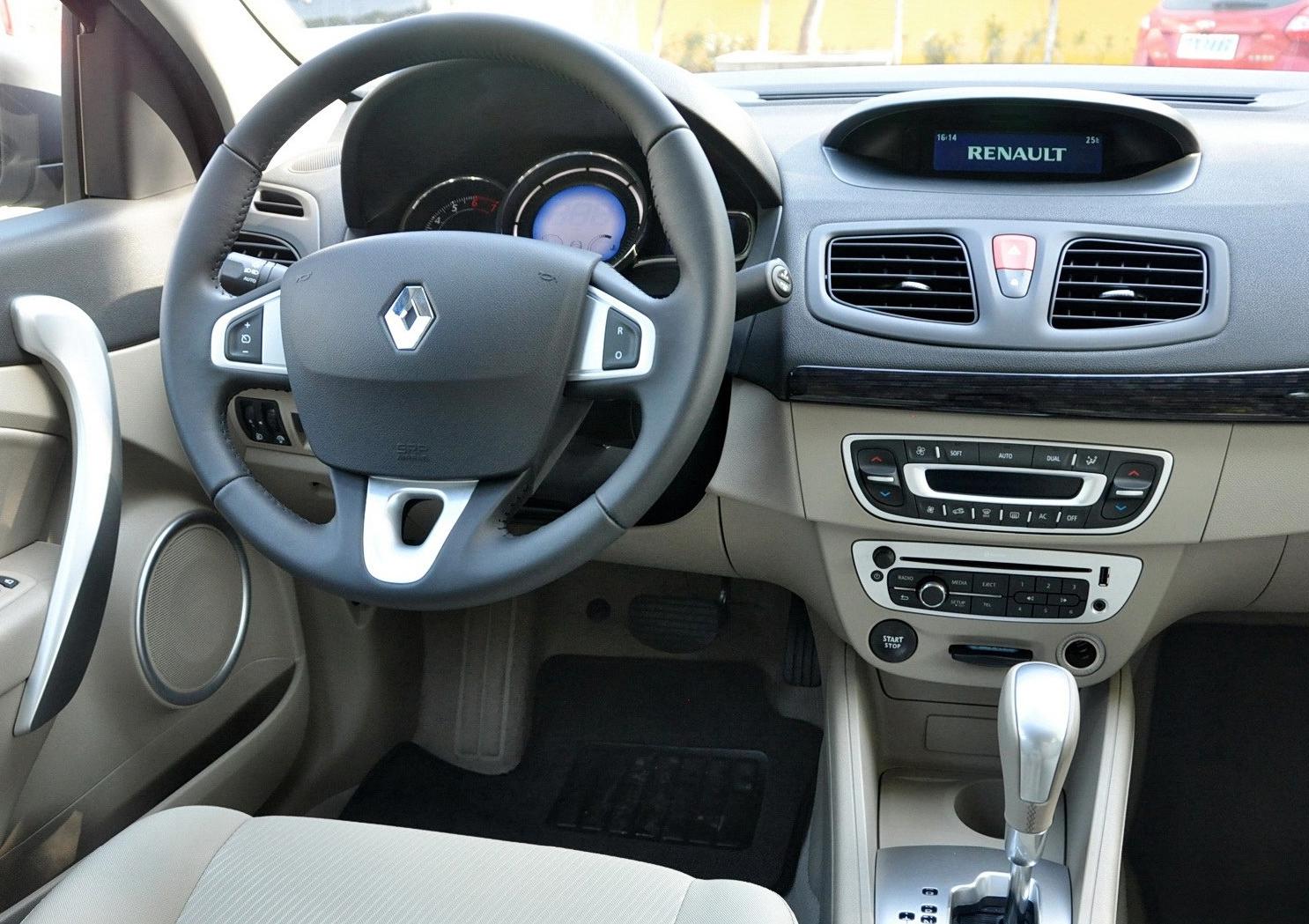 无可挑剔的风朗,气场非常足,非常超现代化