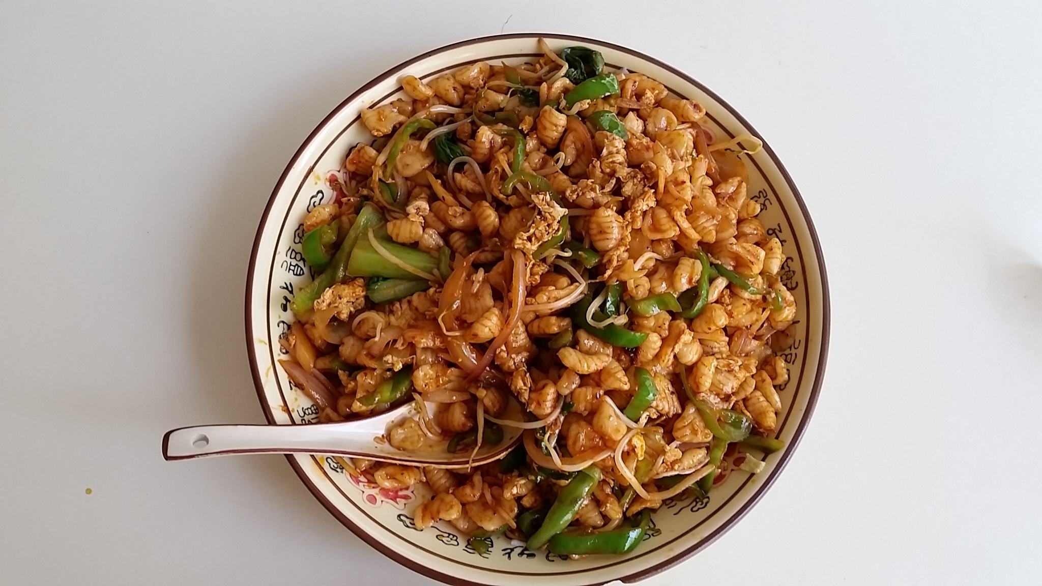 麻食(麻什)是起源于陕西关中地区的面食,懒人必备