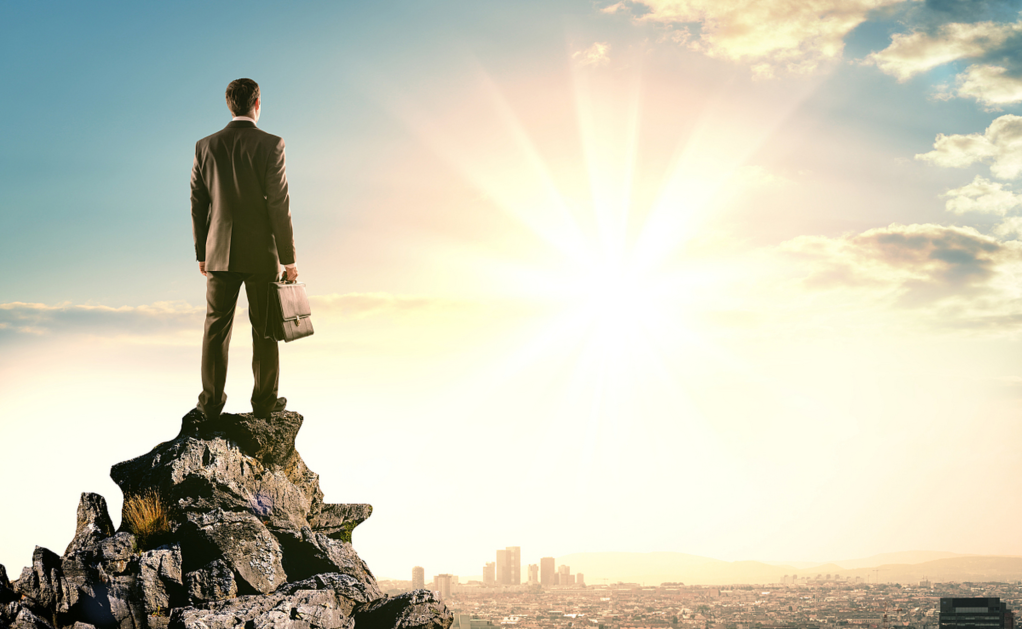 格言#  每一个成功者背后都有着饱满的斗志,坚定的决心,和不屈不牡哪